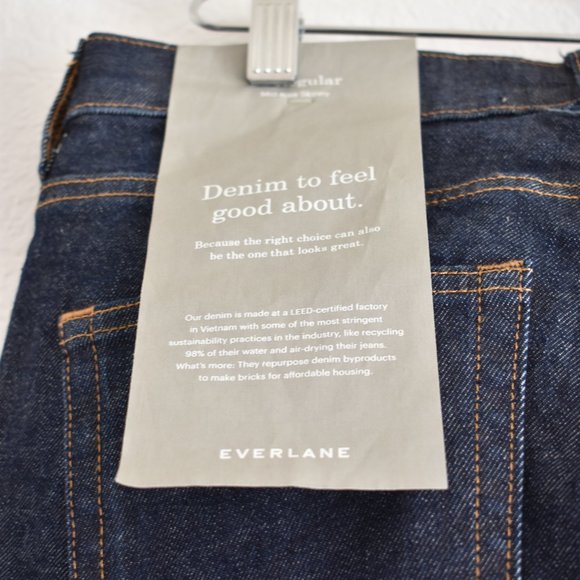 Everlane The Mid Rise Skinny Jean in Dark Indigo - Picture 8 of 10